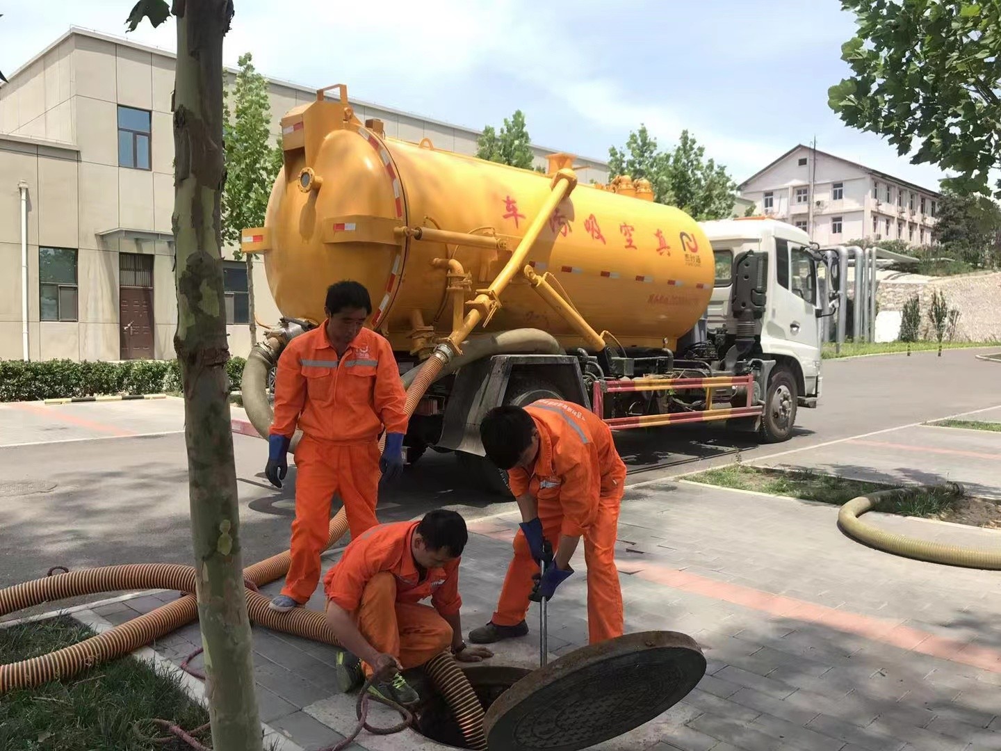 福清化粪池清理与5-8吨吸粪车施工效率分析